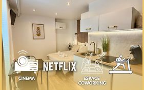 Studio 2 - Cinéma Sport Parking - DABNB